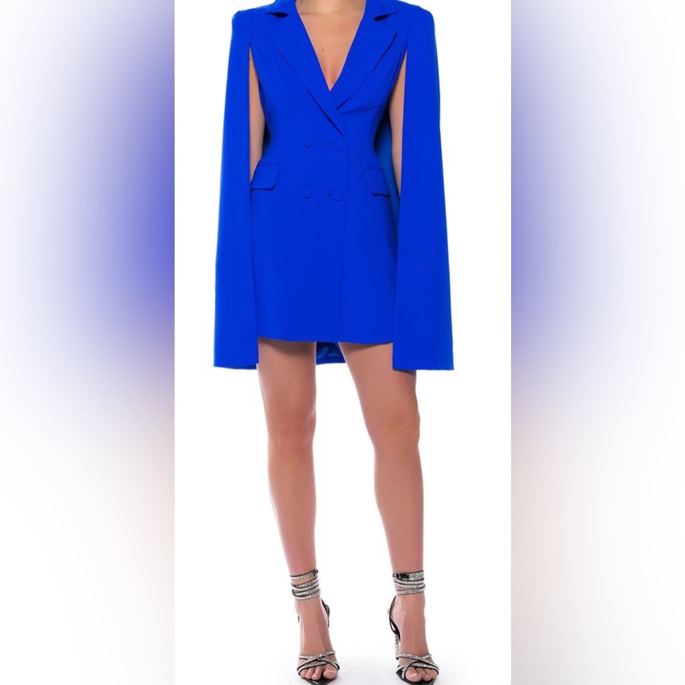 Cape dress Tux